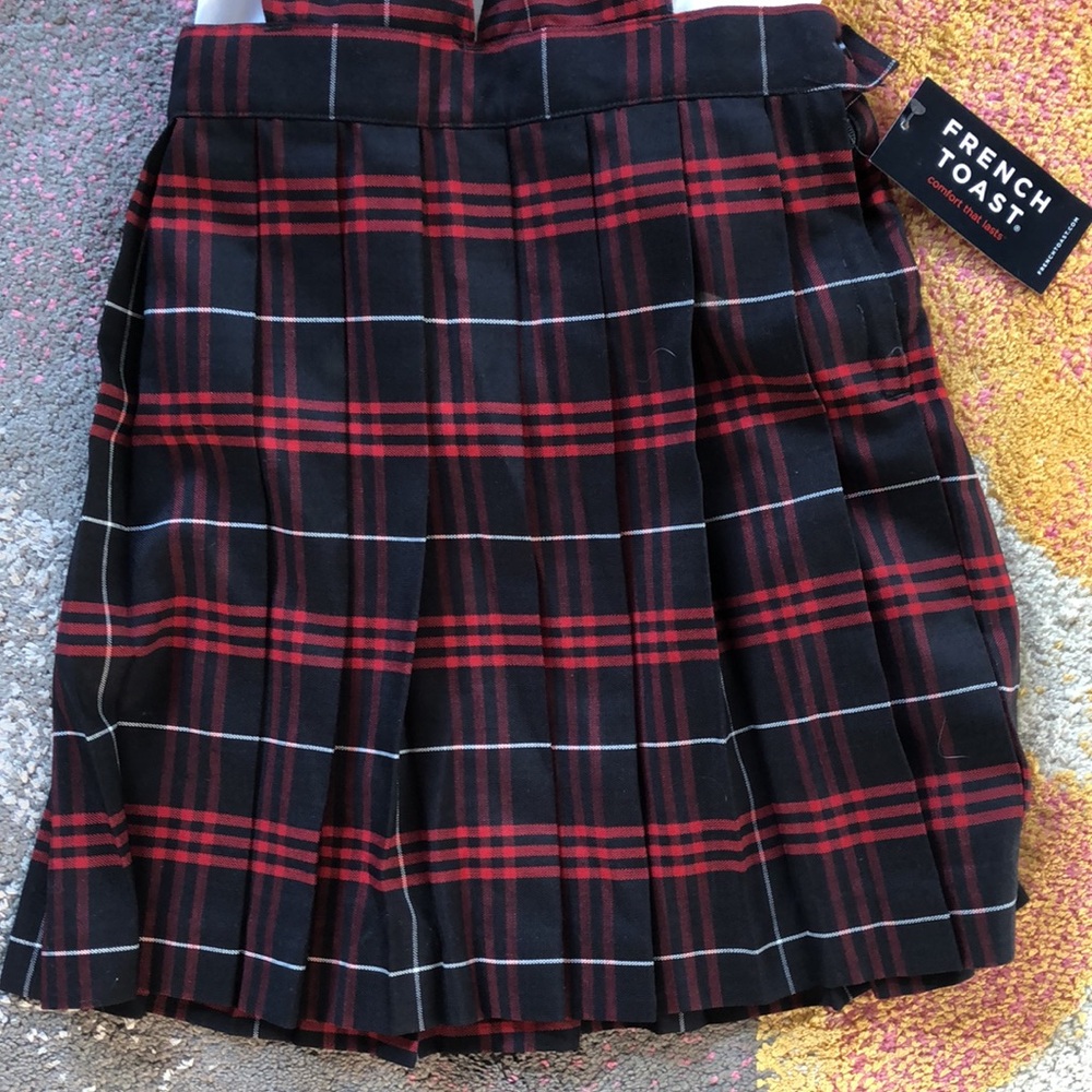 Pleated Plaid Dress and White Blouse (8) - Picture 2 of 4